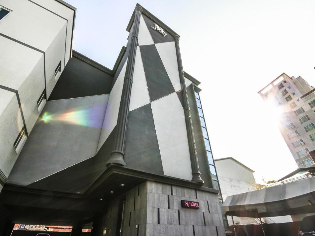 M7 Business Hotel Chilgok Exterior foto