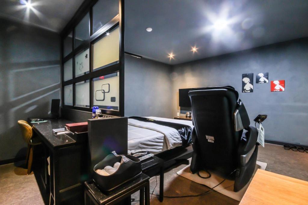 M7 Business Hotel Chilgok Exterior foto