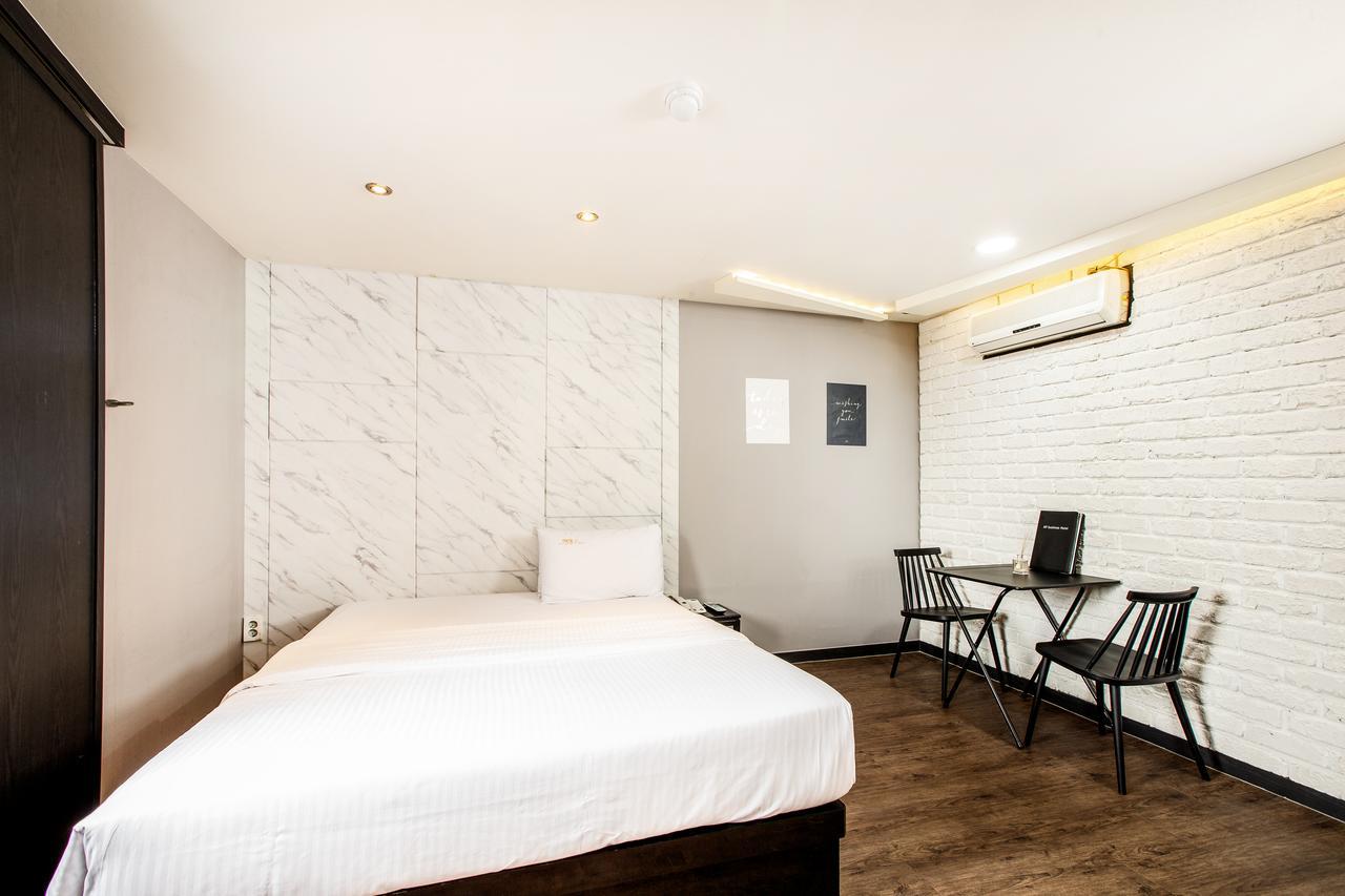 M7 Business Hotel Chilgok Exterior foto